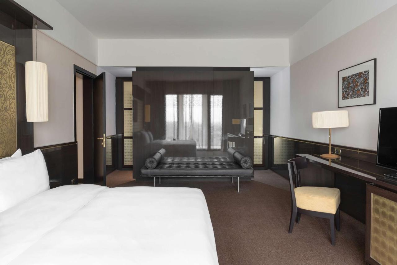 Radisson Blu Hotel NʼDjamena מראה חיצוני תמונה