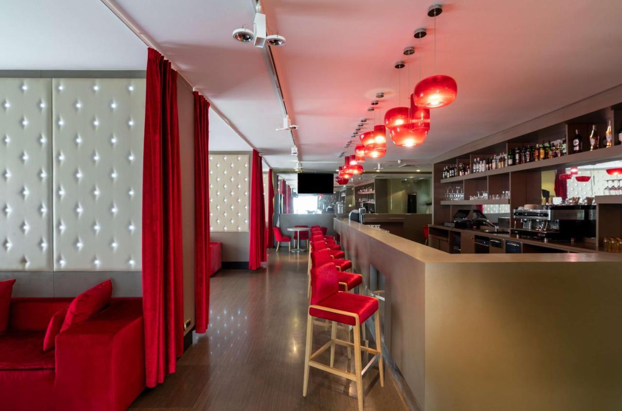 Radisson Blu Hotel NʼDjamena מראה חיצוני תמונה