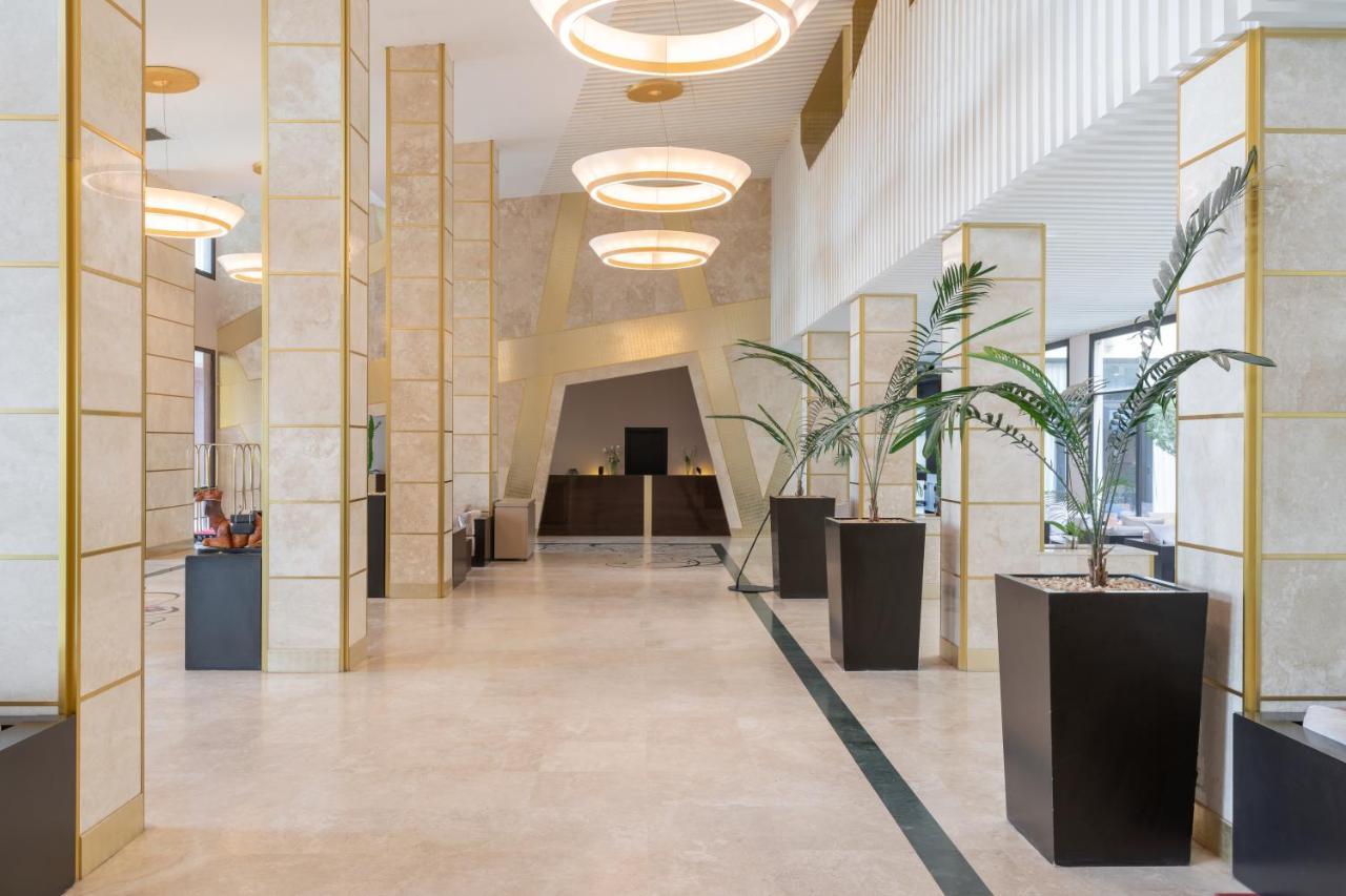 Radisson Blu Hotel NʼDjamena מראה חיצוני תמונה