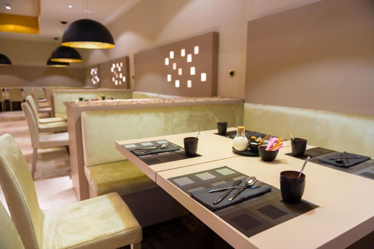 Radisson Blu Hotel NʼDjamena מראה חיצוני תמונה